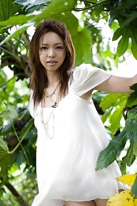 Yura Aikawa Touching Asian Model In White Is Pretty In Her Icecream Dress