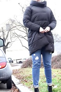 Nikki Dream Pulls Down Denims And Pissing