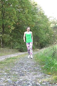 Dazzling Valentina Ross Taking A Leek In Closeup Outdoor