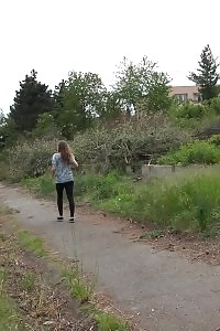 Big Racked Girl Pisses While Outside Jogging